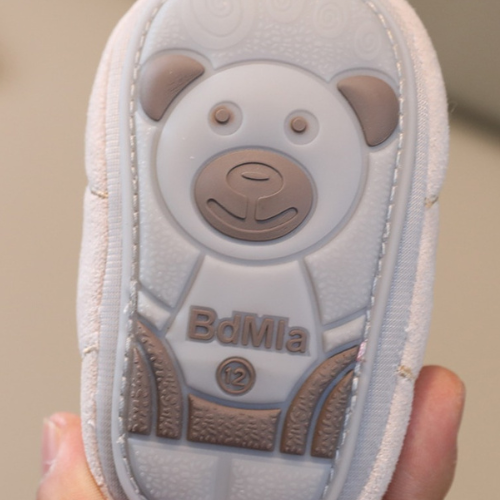 Sapatinho Infantil  Modelo Urso Conforto Primeiros Passos