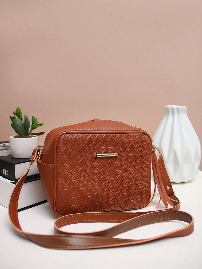 Bolsa-Feminina-Com-Regulagem-Marrom-GarageBuy-01