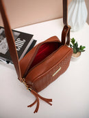 Bolsa-Feminina-Com-Regulagem-Marrom-GarageBuy-03
