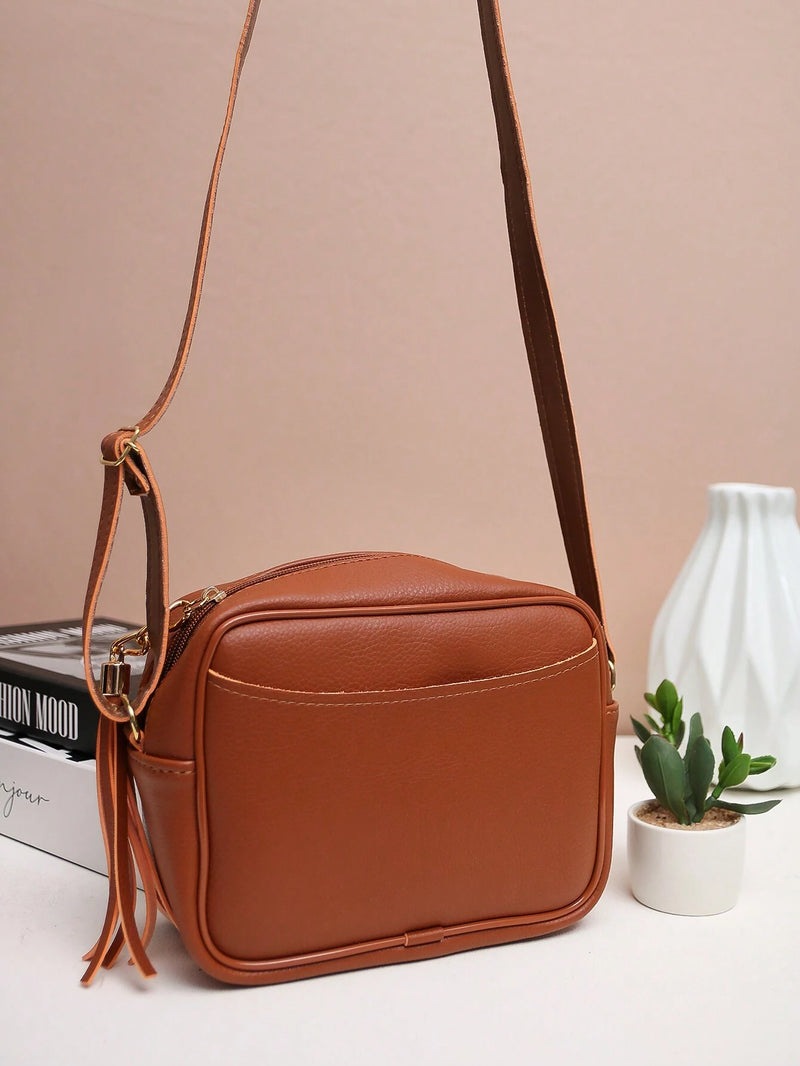 Bolsa-Feminina-Com-Regulagem-Marrom-GarageBuy-05