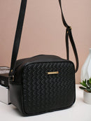 Bolsa-Feminina-Com-Regulagem-Preto-GarageBuy-04