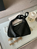 Bolsa-Feminina-Transversal-em-Couro-Madalena-GarageBuy-03