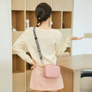 Bolsa-Feminina-em-Couro-Versátil-Bia-GarageBuy-06