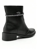 Bota-Feminina-Cano-Curto-Montaria-Rasteira-Preto-GarageBuy-03