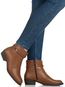 Bota-Feminina-Cano-Curto-Salto-Baixo-Briza-Marrom-GarageBuy-02