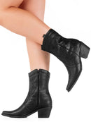 Bota-Feminina-Texana-Bico-Fino-Cano-Curto-Preto-GarageBuy-01