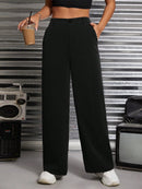 Calça-Feminina-em-Alfaiataria-Pantalona-Lulu-Preto-GarageBuy-016