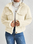 Casaco-Feminino-Detalhe-Da-Aba-Flanela-Bege-Lunny-loline-03