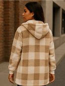 Casaco-Feminino-Xadrez-de-Búfalo-com-Capuz-Marrom-garagebuy-03