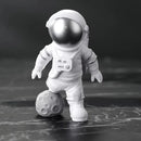 Estatuetas-de-Astronauta-Resina-para-Decoração-4-Unidades-GarageBuy-012