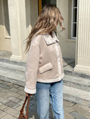 Jaqueta-Feminina-Ajuste-Folgado-e-Forro-Térmico-Damasco-Terezi-GARAGEBUY-03