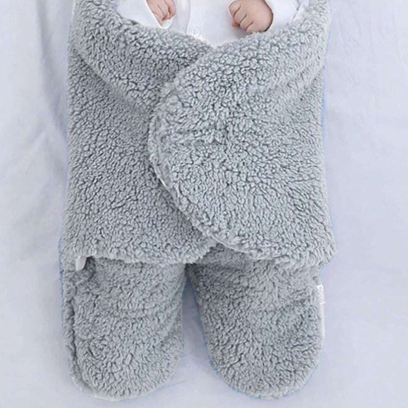 Saco-de-Dormir-Bebe-com-Sherpa-e-Soft-Modelo-Urso-Cinza-GarageBuy-03