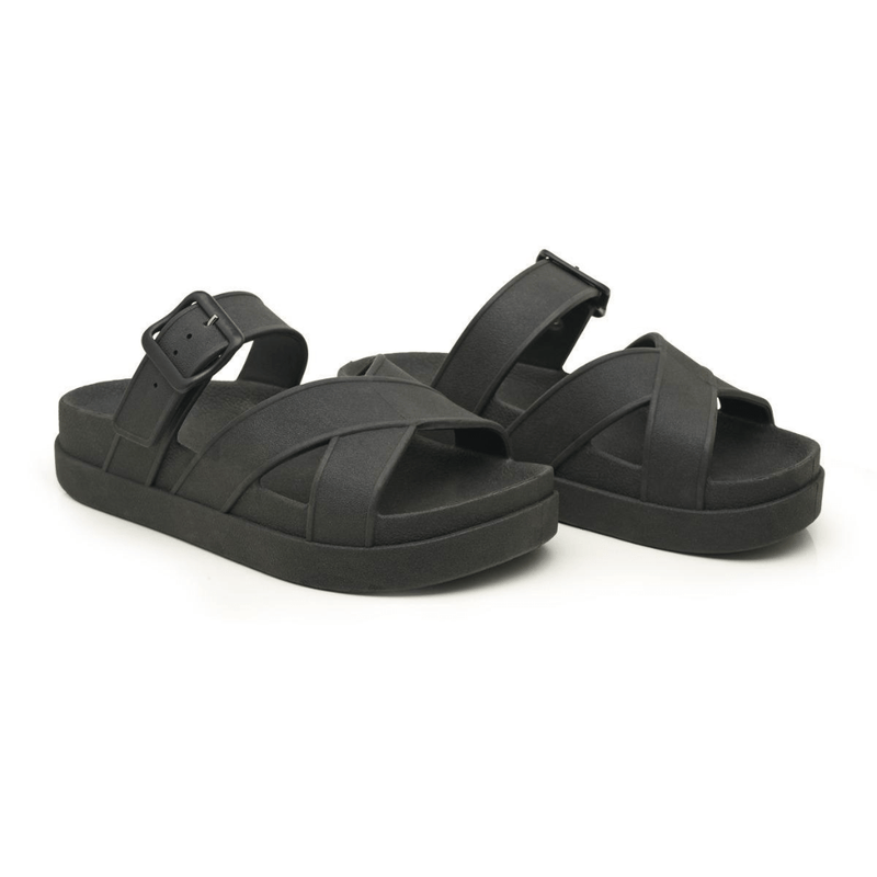 Sandália-Papete-Preto-Fivela-Alice-Brizze-GarageBuy-01