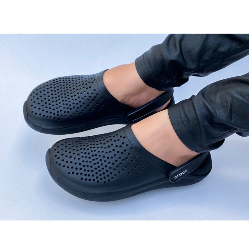 Sandalia-Crocs-Adulto-GarageBuy-13