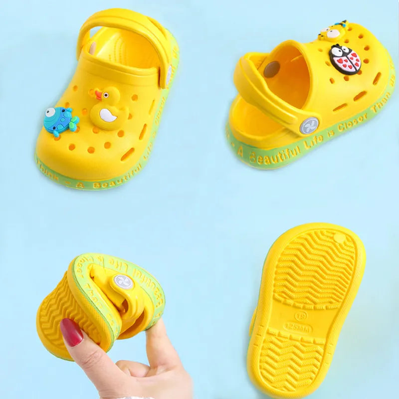 sandália infantil,  crocs sandália,  crocs infantil, acessórios infantil, verão 2023